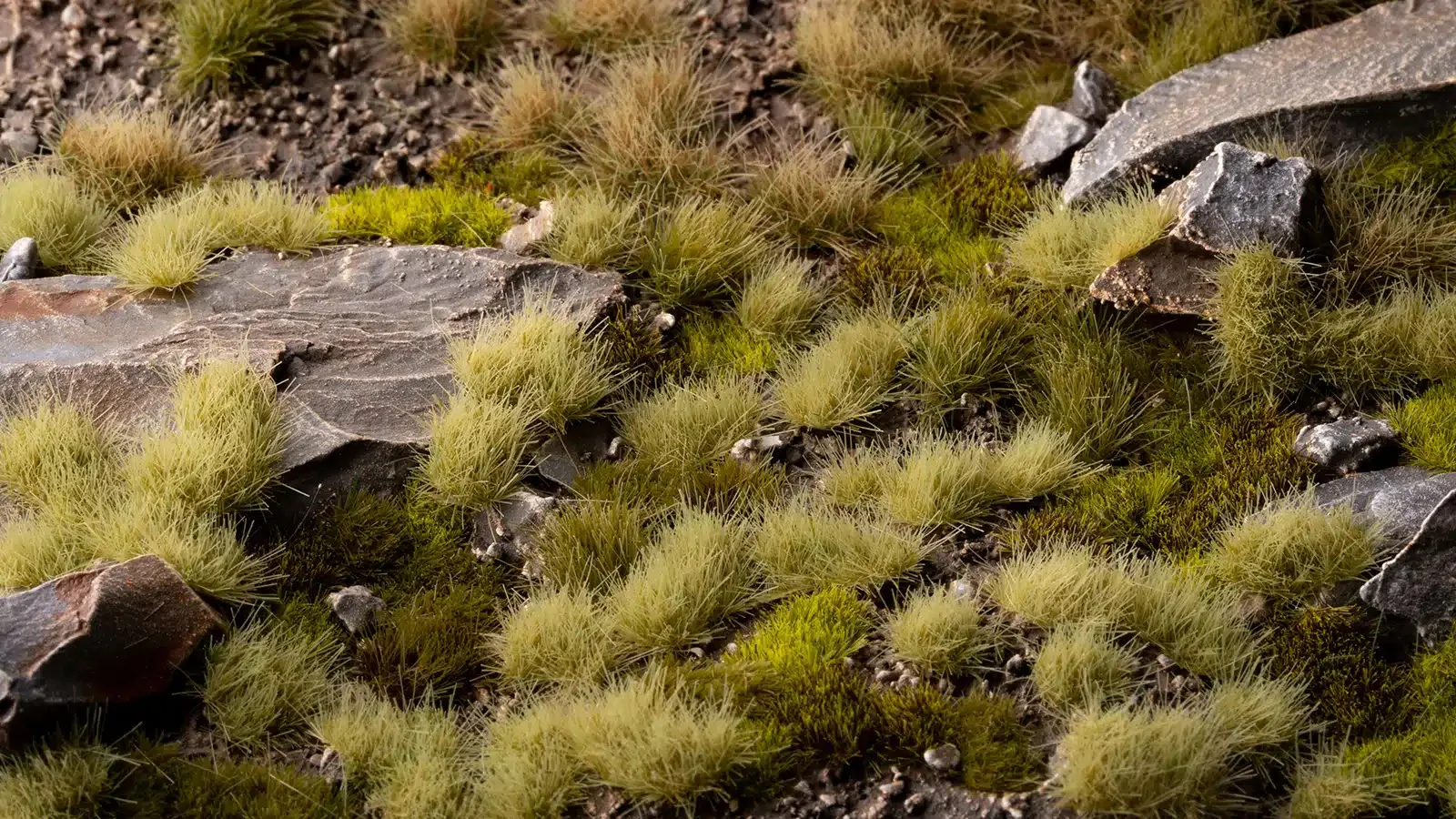 Light Green Tufts - 4mm - Image 2